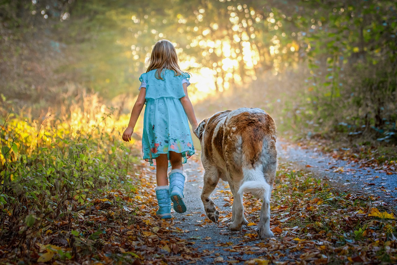 Introducing Your New Dog to Children